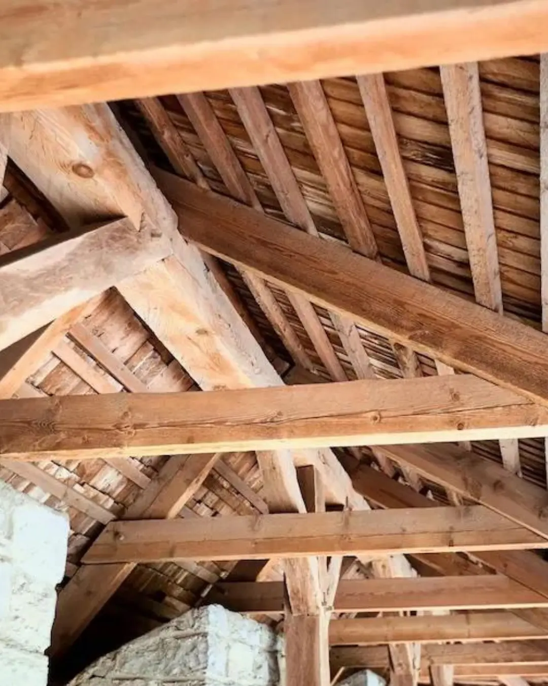 Charpente en bois traitée et protégée