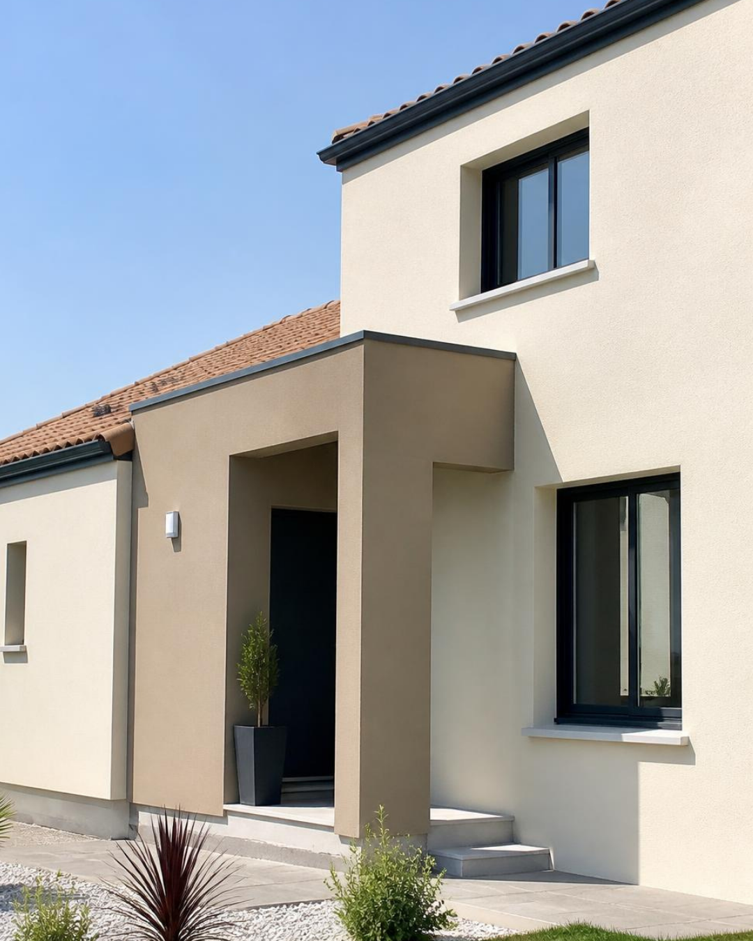Maison avec enduit contemporain beige